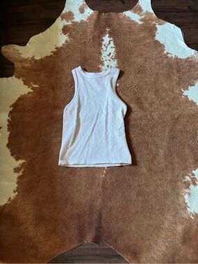 Classic Ribbed White Tank Top - Sleeveless Basic